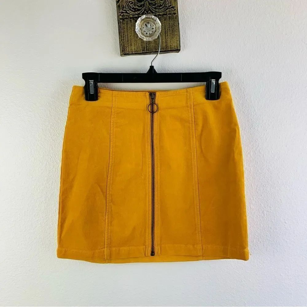 Forever 21 Mustard Zip Front Mini Skirt